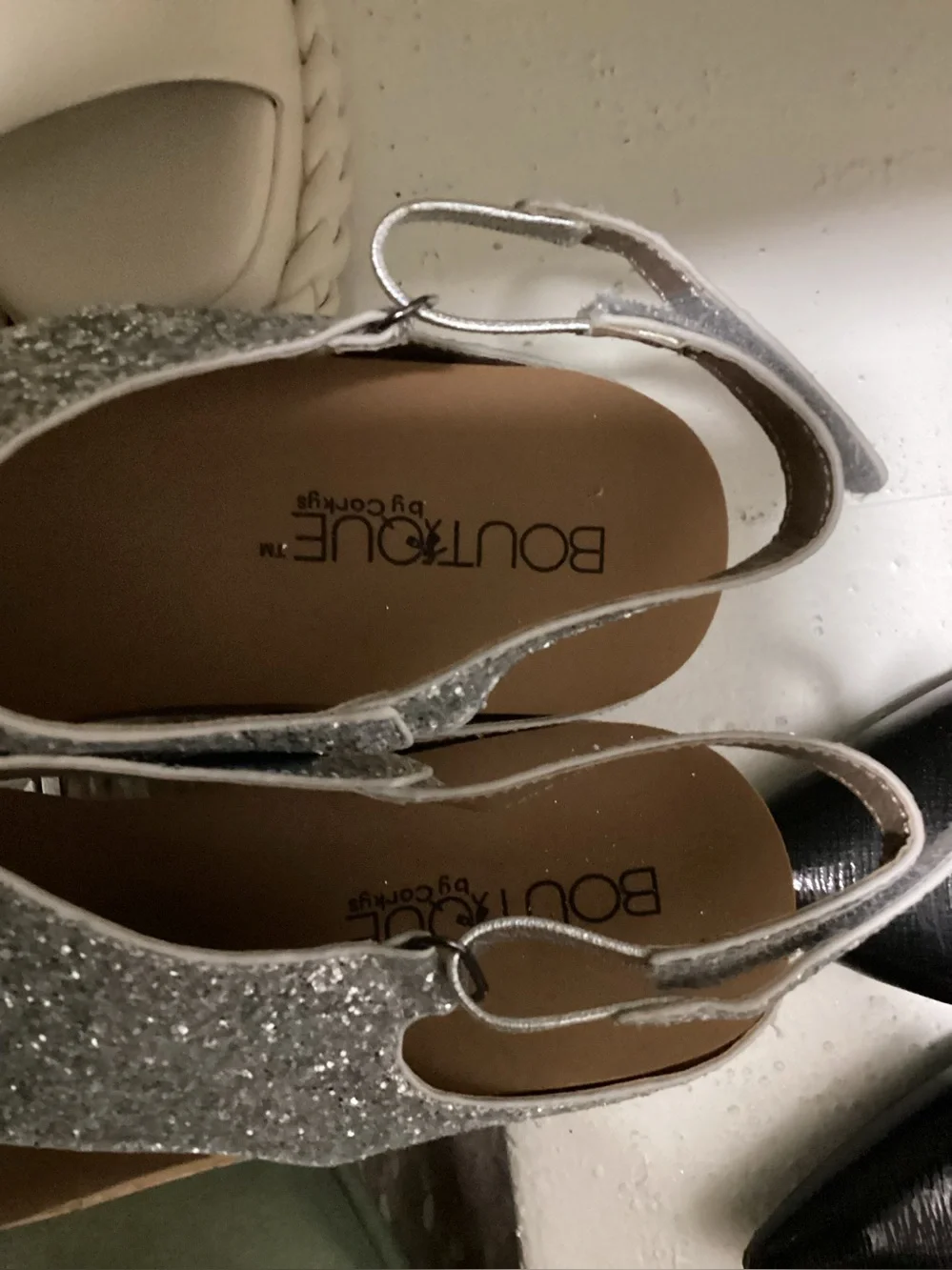 Like new Women’s Corkey’s Carley, platform casual sandals in silver glitter